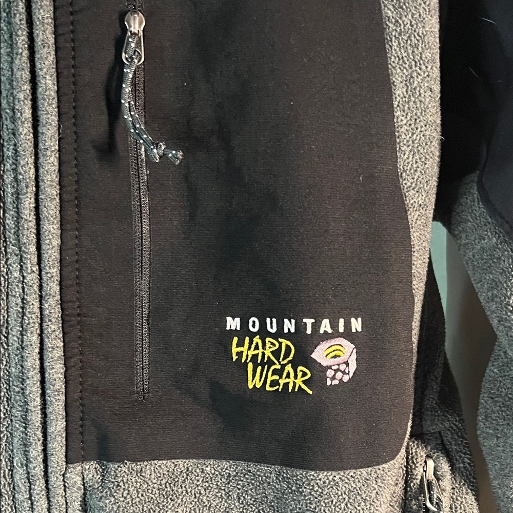 Mountain Hardwear Men's Performance Jacket in Gray and Black - Picture 2 of 10